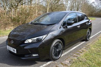 Nissan LEAF 39kWh N-Connecta Auto 5dr