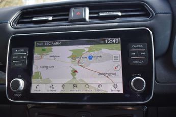 Nissan LEAF 39kWh N-Connecta Auto 5dr