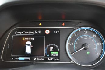 Nissan LEAF 39kWh N-Connecta Auto 5dr