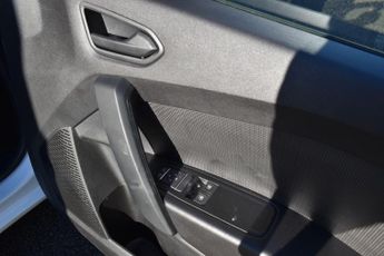 Renault Kangoo E-Tech ML19 45kWh Start Auto MWB 6dr