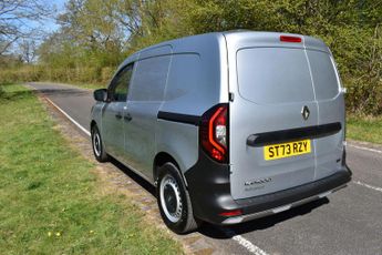 Renault Kangoo E-Tech ML19 45kWh Advance Auto MWB 6dr