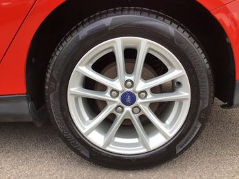 Ford Focus 1.6 TDCi Zetec Estate 5dr Diesel Manual Euro 5 (s/s) (115 ps)