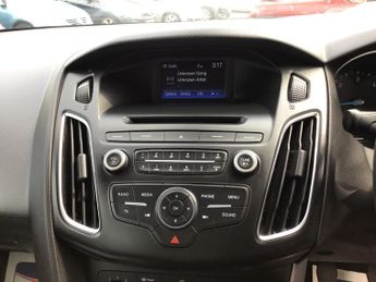 Ford Focus 1.6 TDCi Zetec Estate 5dr Diesel Manual Euro 5 (s/s) (115 ps)
