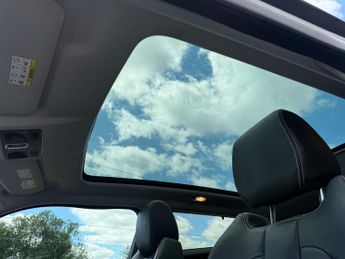 Land Rover Range Rover Evoque 2.0 Si4 Dynamic Coupe 3dr Petrol Auto 4WD Euro 5 (240 ps)