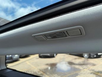 Land Rover Range Rover Evoque 2.0 Si4 Dynamic Coupe 3dr Petrol Auto 4WD Euro 5 (240 ps)