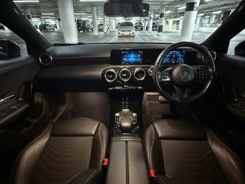 Mercedes-Benz A Class 1.5 A180d SE Hatchback 5dr Diesel 7G-DCT Euro 6 (s/s) (116 ps)