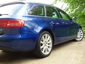 Audi A4 AVANT TDI SE TECHNIK 5-Door