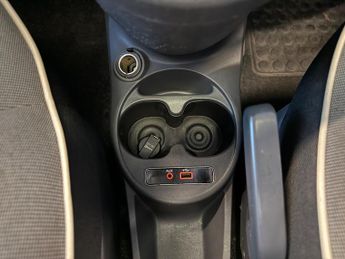 Fiat 500 1.2 Lounge Hatchback 3dr Petrol Dualogic Euro 6 (s/s) (69 bhp)