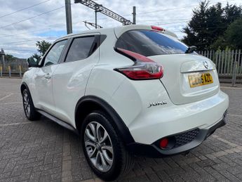 Nissan Juke 1.6 Tekna SUV 5dr Petrol XTRON Euro 6 (117 ps)