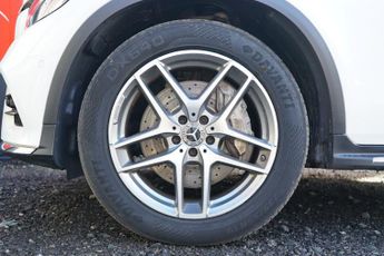 Mercedes-Benz GLC 3.0 GLC350d V6 AMG Line (Premium Plus) Coupe 5dr Diesel G-Tronic