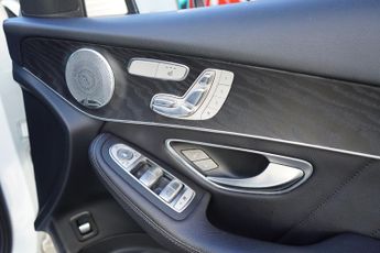 Mercedes-Benz GLC 3.0 GLC350d V6 AMG Line (Premium Plus) Coupe 5dr Diesel G-Tronic