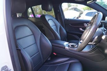 Mercedes-Benz GLC 3.0 GLC350d V6 AMG Line (Premium Plus) Coupe 5dr Diesel G-Tronic