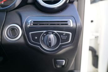 Mercedes-Benz GLC 3.0 GLC350d V6 AMG Line (Premium Plus) Coupe 5dr Diesel G-Tronic