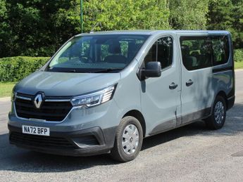 Renault Trafic 2.0 dCi 28 Business Minibus Double Cab 5dr Diesel EDC SWB Euro 6