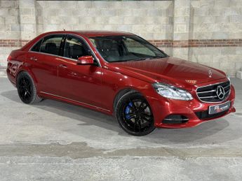 Mercedes E Class 2.1 E300dh BlueTEC SE Saloon 4dr Diesel Hybrid G-Tronic+ Euro 5 