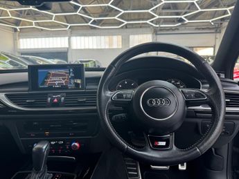 Audi A6 Avant 2.0 TDI ultra Black Edition Estate Diesel S Tronic Euro 6 (s/s) 
