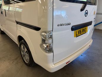 Nissan e-NV200 Acenta Combi Van Double Cab 5dr Electric Auto (5 Seat, FLEX) (10