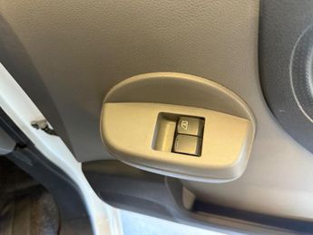 Nissan e-NV200 Acenta Combi Van Double Cab 5dr Electric Auto (5 Seat, FLEX) (10