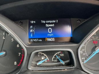 Ford Focus 1.6 125 Titanium 5dr Powershift