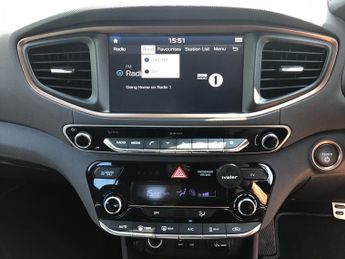 Hyundai Ioniq 28kWh Premium SE Hatchback 5dr Electric Auto (120 ps)