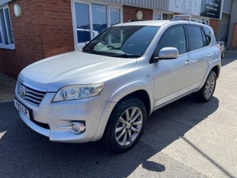 Toyota RAV4 2.2 D-CAT SR 5dr Auto ONLY 41,000 MILES WITH SAT NAV FSH AND REA
