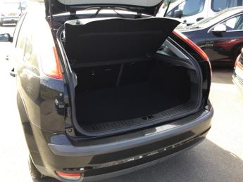 Ford Focus 1.6 LX 5dr