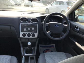 Ford Focus 1.6 LX 5dr