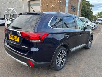 Mitsubishi Outlander 2.2 DI-D GX3 SUV 5dr Diesel Auto 4WD Euro 6 (147 ps)