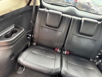 Mitsubishi Outlander 2.2 DI-D GX3 SUV 5dr Diesel Auto 4WD Euro 6 (147 ps)