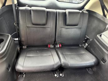 Mitsubishi Outlander 2.2 DI-D GX3 SUV 5dr Diesel Auto 4WD Euro 6 (147 ps)