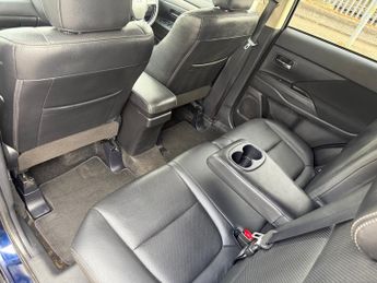 Mitsubishi Outlander 2.2 DI-D GX3 SUV 5dr Diesel Auto 4WD Euro 6 (147 ps)