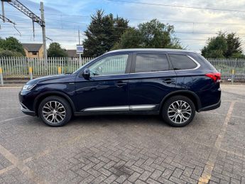 Mitsubishi Outlander 2.2 DI-D GX3 SUV 5dr Diesel Auto 4WD Euro 6 (147 ps)