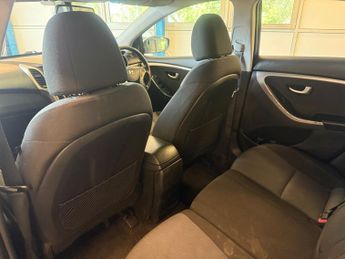Hyundai i30 1.6 CRDi Blue Drive SE Hatchback 5dr Diesel DCT Euro 6 (s/s) (11