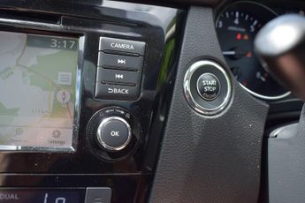 Nissan Qashqai 1.3 DIG-T N-Connecta DCT Auto Euro 6 (s/s) 5dr