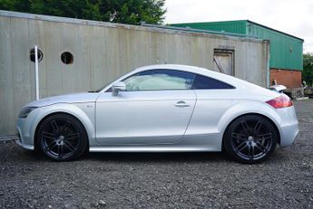Audi TT 2.0 TDI Black Edition Coupe 3dr Diesel S Tronic quattro Euro 5 (