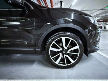 Nissan Qashqai 1.2 DIG-T Tekna SUV 5dr Petrol XTRON 2WD Euro 6 (s/s) (115 ps)