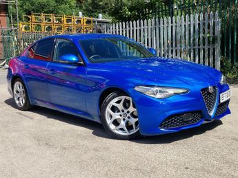 Alfa Romeo Giulia 2.2 TD Speciale Saloon 4dr Diesel Auto Euro 6 (s/s) (190 ps)