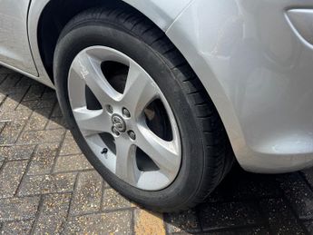 Vauxhall Corsa 1.4 16V SXi Hatchback 5dr Petrol Manual Wide Ratio Euro 5 (A/C) 