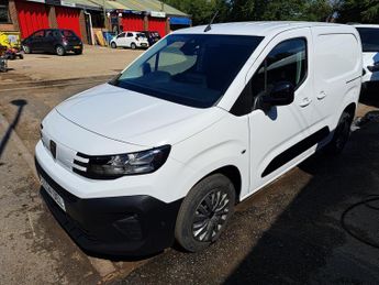Peugeot Partner 1.5 BlueHDi 100 Asphalt Van, Air Con 