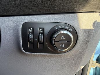 Vauxhall Corsa 1.4i SE Hatchback 5dr Petrol Auto Euro 6 (90 ps)