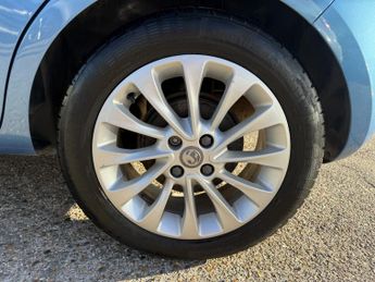 Vauxhall Corsa 1.4i SE Hatchback 5dr Petrol Auto Euro 6 (90 ps)