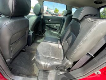 Nissan Qashqai TEKNA PLUS 2 5-Door
