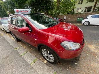 Nissan Qashqai TEKNA PLUS 2 5-Door