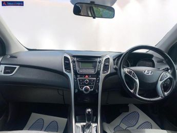 Hyundai i30 1.6 CRDi Active Auto Euro 5 5dr