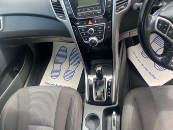 Hyundai i30 1.6 CRDi Active Auto Euro 5 5dr