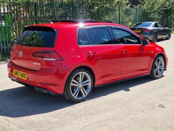 Volkswagen Golf 2.0 TDI BlueMotion Tech R-Line Hatchback 5dr Diesel DSG Euro 6 (