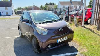 Toyota iQ 1.0 VVT-i 2 Hatchback 3dr Petrol Multidrive Euro 4 (68 bhp)