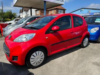 Peugeot 107 1.0 12V Urban Hatchback 5dr Petrol 2 Tronic Euro 4 (68 ps)