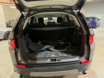 Land Rover Discovery Sport 2.0 TD4 SE SUV 5dr Diesel Auto 4WD Euro 6 (s/s) (180 ps)