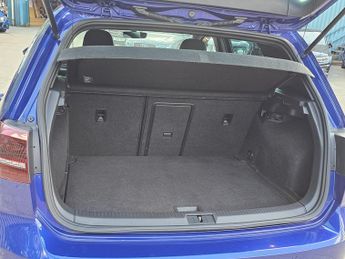 Volkswagen Golf 2.0 TSI BlueMotion Tech R Hatchback 5dr Petrol DSG 4Motion Euro 